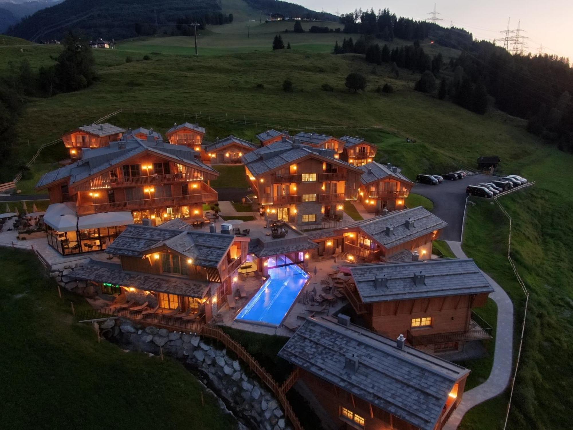 Bergdorf Hotel Zaglgut - Ski In&Ski Out Kaprun Exterior foto